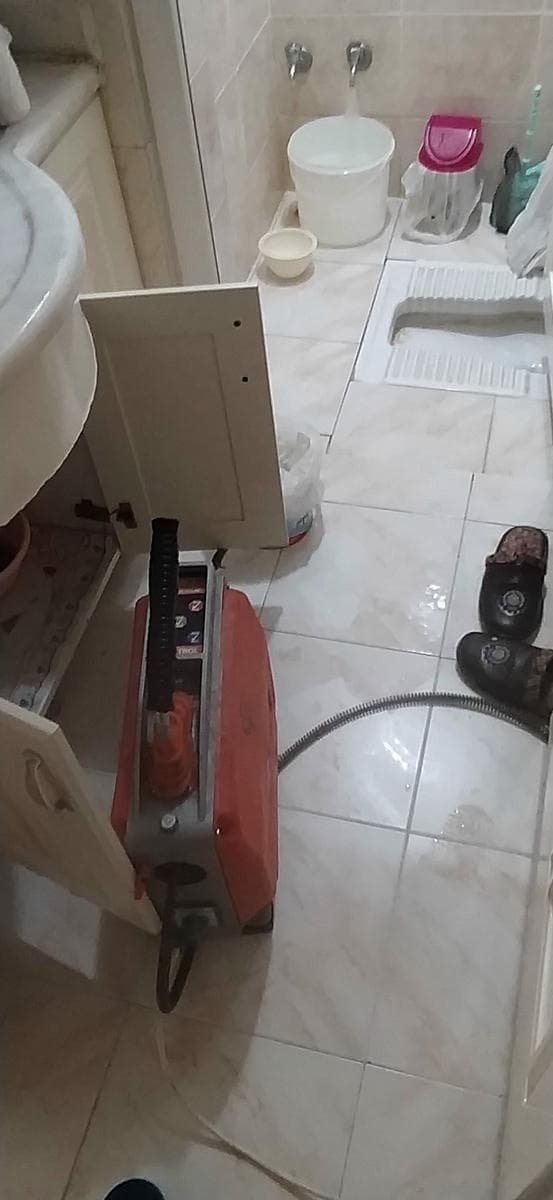 Banyo Gideri Açma onarım alanı